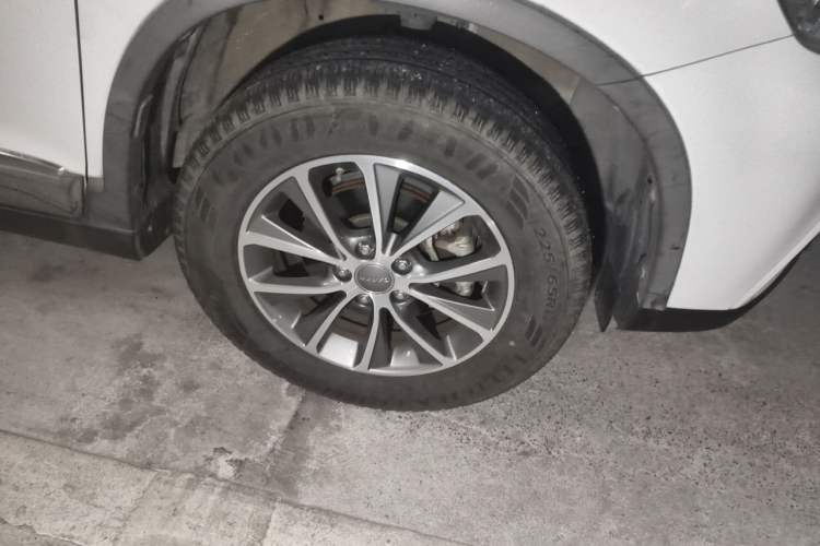 Used Haval H6 2018 Red-Label Sport Edition 1.5T Automatic Two-Wheel Drive Elite Model Right Front Wheel Hub