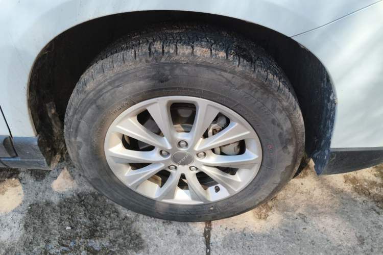 Used Haval H6 2018 Blue Label Sport Edition 1.5T Automatic Two-Wheel Drive Elite Model Right Front Wheel Hub