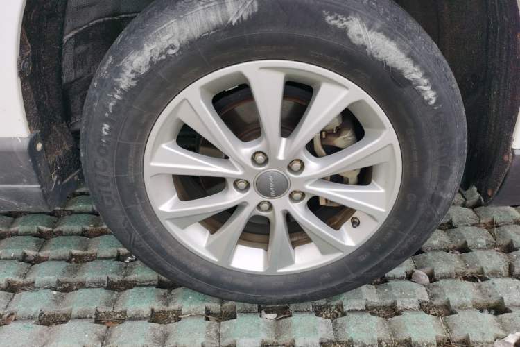 Used Haval H6 2018 Blue Label Sport Edition 1.5T Automatic Two-Wheel Drive Elite Model Right Front Wheel Hub