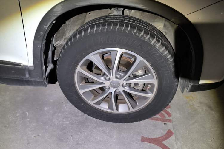 Used Haval H6 2018 Red-Label Sport Edition 1.5T Automatic Two-Wheel Drive Prestige Model Right Front Wheel Hub