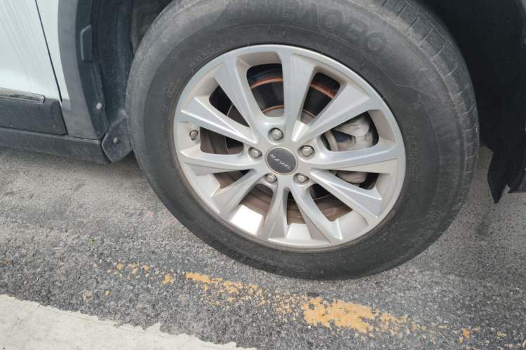 Used Haval H6 2018 Red-Label Sport Version 1.5T Manual Two-Wheel Drive Elite Model Right Front Wheel Hub