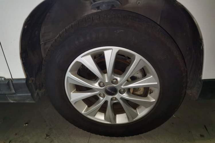 Used Haval H6 2018 Blue Label Sport Edition 1.5T Automatic Two-Wheel Drive Elite Model Right Front Wheel Hub