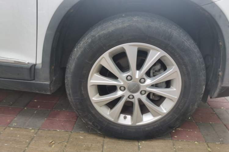 Used Haval H6 2018 Red-Label Sport Edition 1.5T Automatic Two-Wheel Drive Elite Model Right Front Wheel Hub
