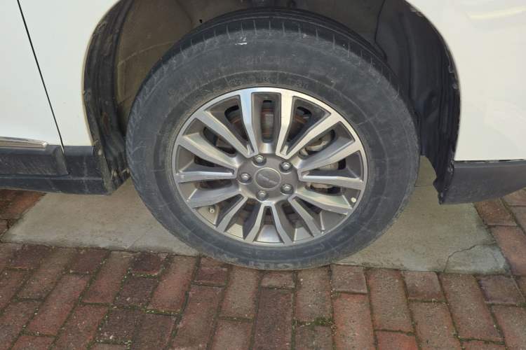 Used Haval H6 2018 Blue Label Sport Edition 1.5T Manual Two-Wheel Drive Elite Model Right Front Wheel Hub