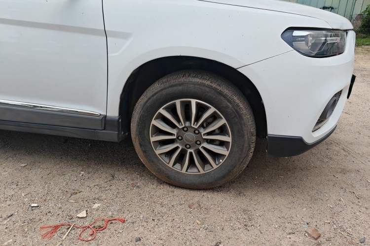 Used Haval H6 2018 Blue Label Sport Edition 1.5T Automatic Two-Wheel Drive Elite Model Right Front Wheel Hub