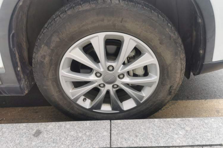 Used Haval H6 2018 Red-Label Sport Edition 1.5T Automatic Two-Wheel Drive Elite Model Right Front Wheel Hub