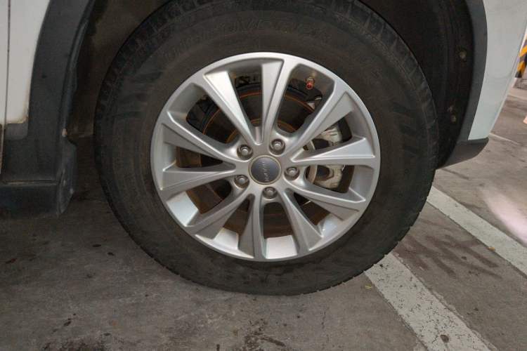 Used Haval H6 2018 Red-Label Sport Edition 1.5T Automatic Two-Wheel Drive Elite Model Right Front Wheel Hub