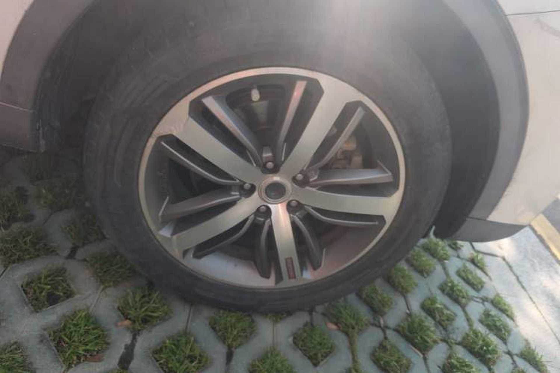 Used Haval H6 2018 Red-Label 1.5T Automatic Luxury Model Right Front Wheel Hub