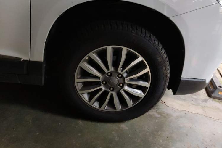Used Haval H6 2018 Blue Label Sport Edition 1.5T Automatic Two-Wheel Drive Elite Model Right Front Wheel Hub