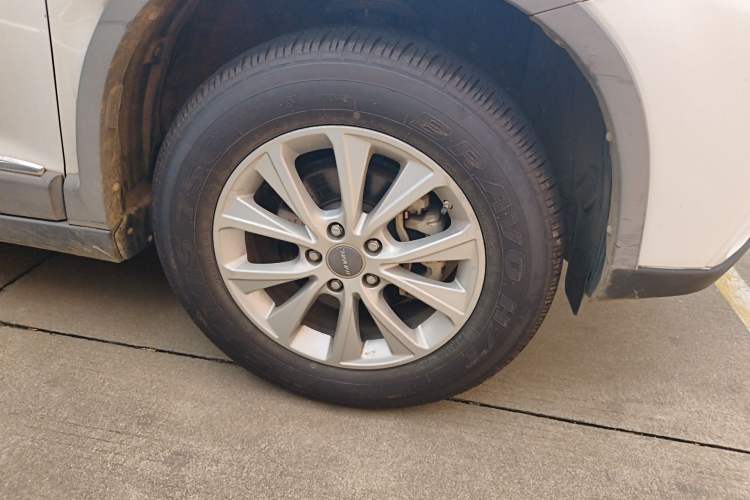 Used Haval H6 2018 Sport Edition 1.5T Automatic Two-Wheel Drive Elite Model China V Standard Right Front Wheel Hub
