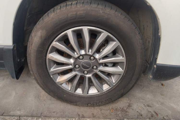 Used Haval H6 2018 Blue Label Sport Edition 1.5T Automatic Two-Wheel Drive Elite Model Right Front Wheel Hub