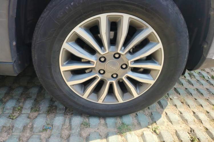 Used Haval H6 2018 Red-Label Sport Edition 1.5T Automatic Two-Wheel Drive Prestige Model Right Front Wheel Hub