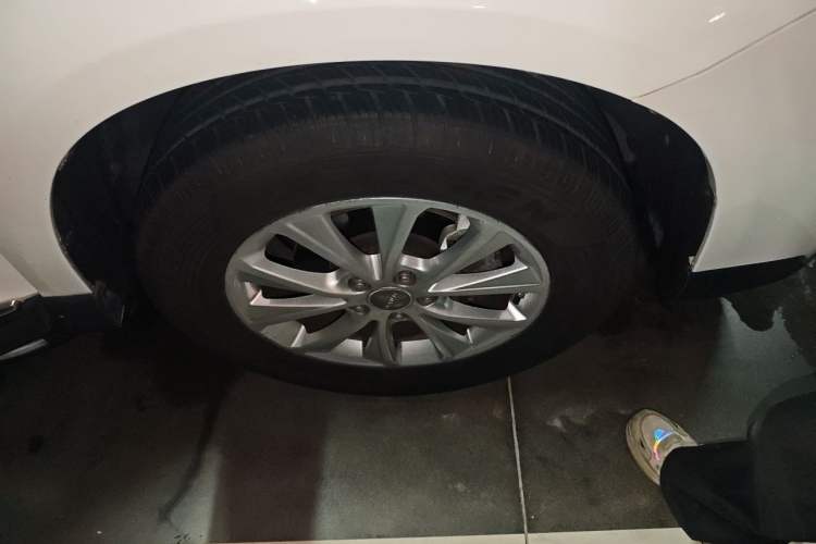 Used Haval H6 2018 Blue Label Sport Edition 1.5T Automatic Two-Wheel Drive Elite Model Right Front Wheel Hub