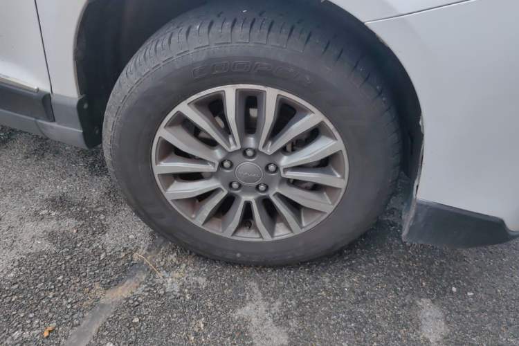 Used Haval H6 2018 Blue Label Sport Edition 1.5T Automatic Two-Wheel Drive Elite Model Right Front Wheel Hub
