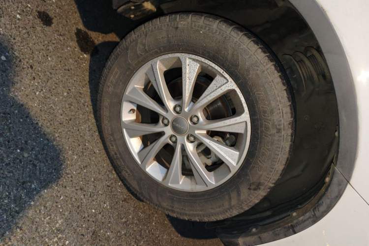 Used Haval H6 2018 Red-Label Sport Edition 1.5T Automatic Two-Wheel Drive Elite Model Right Front Wheel Hub