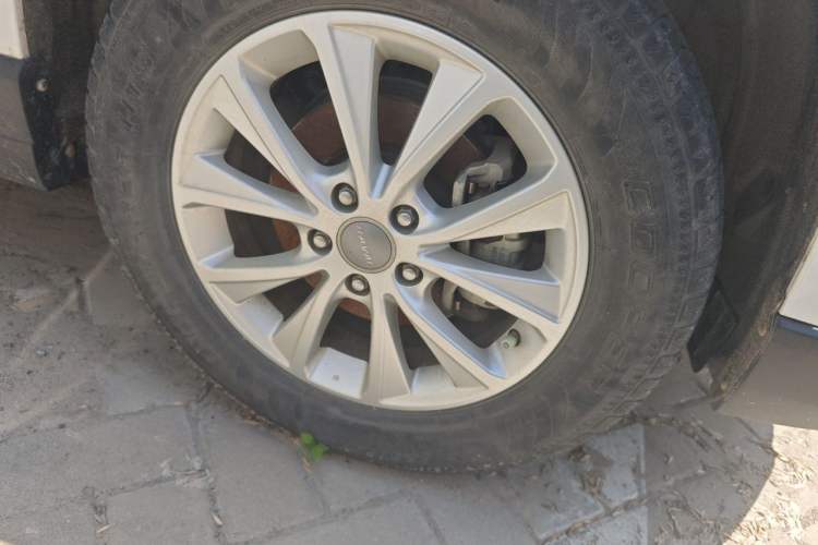 Used Haval H6 2018 Blue Label Sport Edition 1.5T Automatic Two-Wheel Drive Elite Model Right Front Wheel Hub