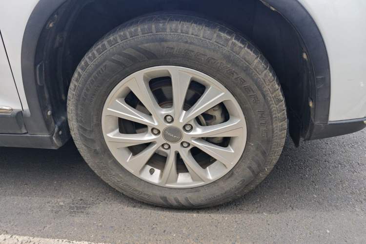 Used Haval H6 2018 Red-Label Sport Version 1.5T Manual Two-Wheel Drive Elite Model Right Front Wheel Hub