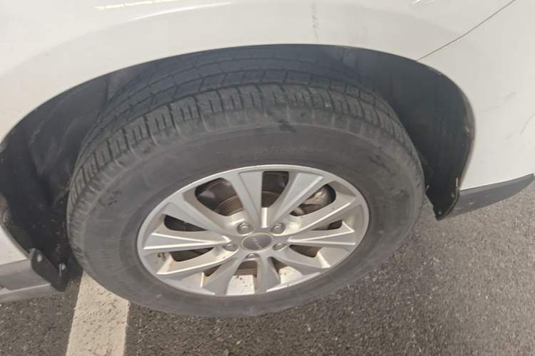 Used Haval H6 2018 Blue Label Sport Edition 1.5T Manual Two-Wheel Drive Elite Model Right Front Wheel Hub