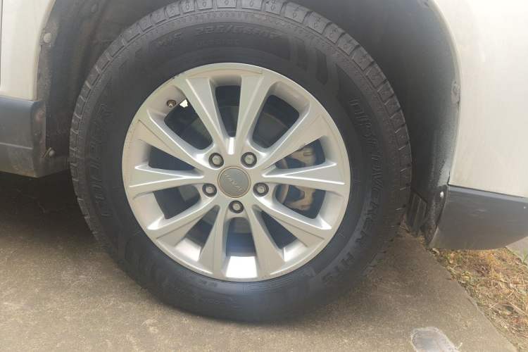 Used Haval H6 2018 Blue Label Sport Edition 1.5T Automatic Two-Wheel Drive Elite Model Right Front Wheel Hub