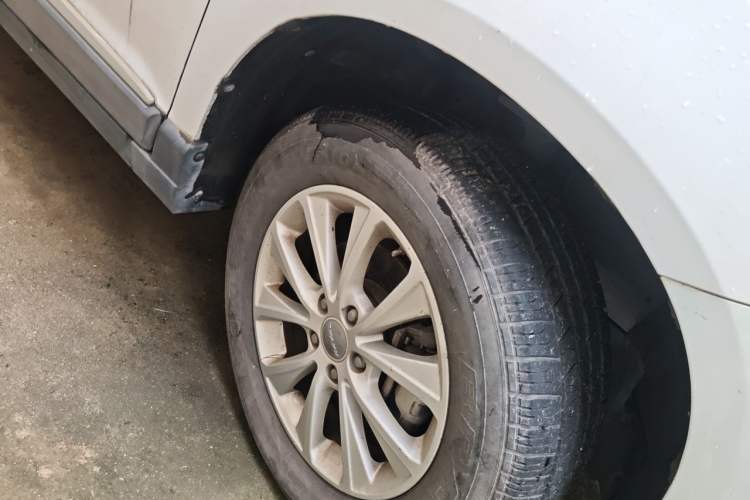 Used Haval H6 2018 Blue Label Sport Edition 1.5T Manual Two-Wheel Drive Elite Model Right Front Wheel Hub