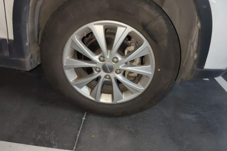 Used Haval H6 2018 Red-Label Sport Edition 1.5T Automatic Two-Wheel Drive Elite Model Right Front Wheel Hub
