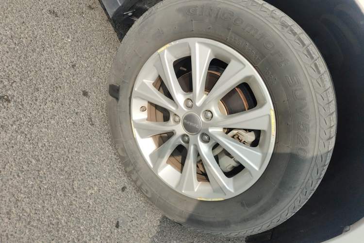 Used Haval H6 2018 Blue Label Sport Edition 1.5T Automatic Two-Wheel Drive Elite Model Right Front Wheel Hub
