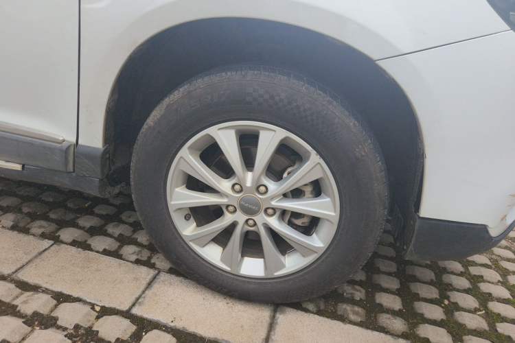 Used Haval H6 2018 Blue Label Sport Edition 1.5T Automatic Two-Wheel Drive Elite Model Right Front Wheel Hub