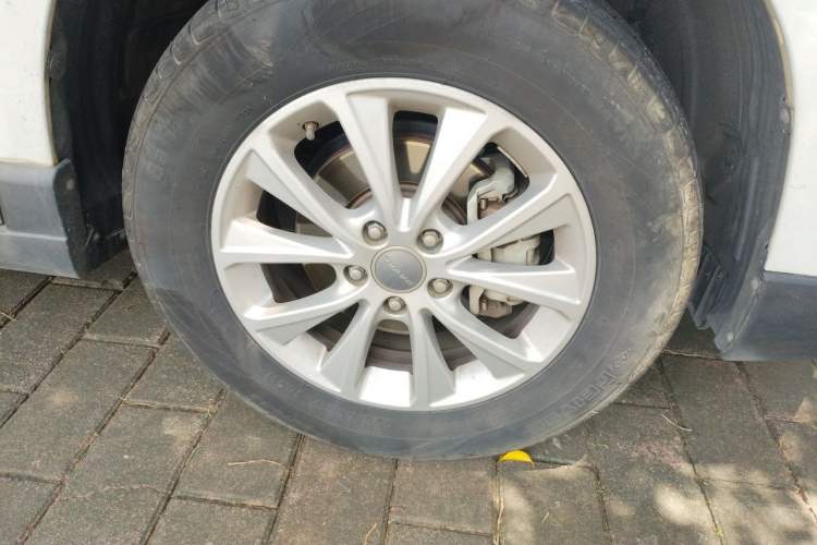Used Haval H6 2018 Blue Label Sport Edition 1.5T Automatic Two-Wheel Drive Elite Model Right Front Wheel Hub