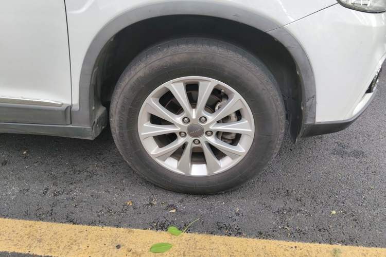 Used Haval H6 2018 Red-Label Sport Edition 1.5T Automatic Two-Wheel Drive Elite Model Right Front Wheel Hub
