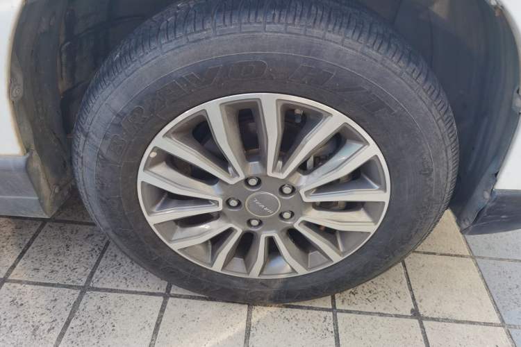 Used Haval H6 2018 Blue Label Sport Edition 1.5T Automatic Two-Wheel Drive Elite Model Right Front Wheel Hub