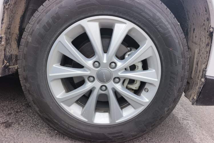 Used Haval H6 2018 Blue Label Sport Edition 1.5T Automatic Two-Wheel Drive Elite Model Right Front Wheel Hub