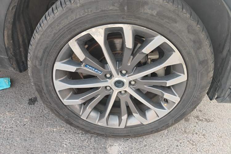 Used Haval H6 2018 Blue-Label 1.5T Automatic Luxury Model Right Front Wheel Hub