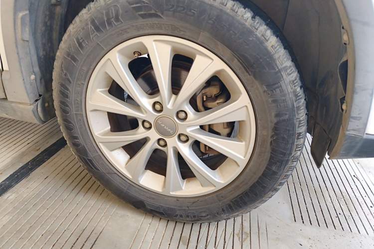 Used Haval H6 2018 Red-Label Sport Edition 1.5T Automatic Two-Wheel Drive Elite Model Right Front Wheel Hub