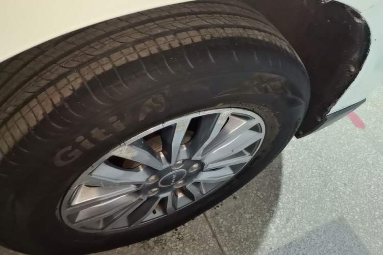 Used Haval H6 2018 Blue Label Sport Edition 1.5T Automatic Two-Wheel Drive Elite Model Right Front Wheel Hub