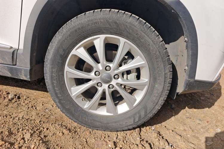 Used Haval H6 2018 Red-Label Sport Version 1.5T Manual Two-Wheel Drive Elite Model Right Front Wheel Hub
