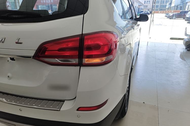 Used Haval H6 2018 Blue Label Sport Edition 1.5T Automatic Two-Wheel Drive Elite Model Right Rear Taillight