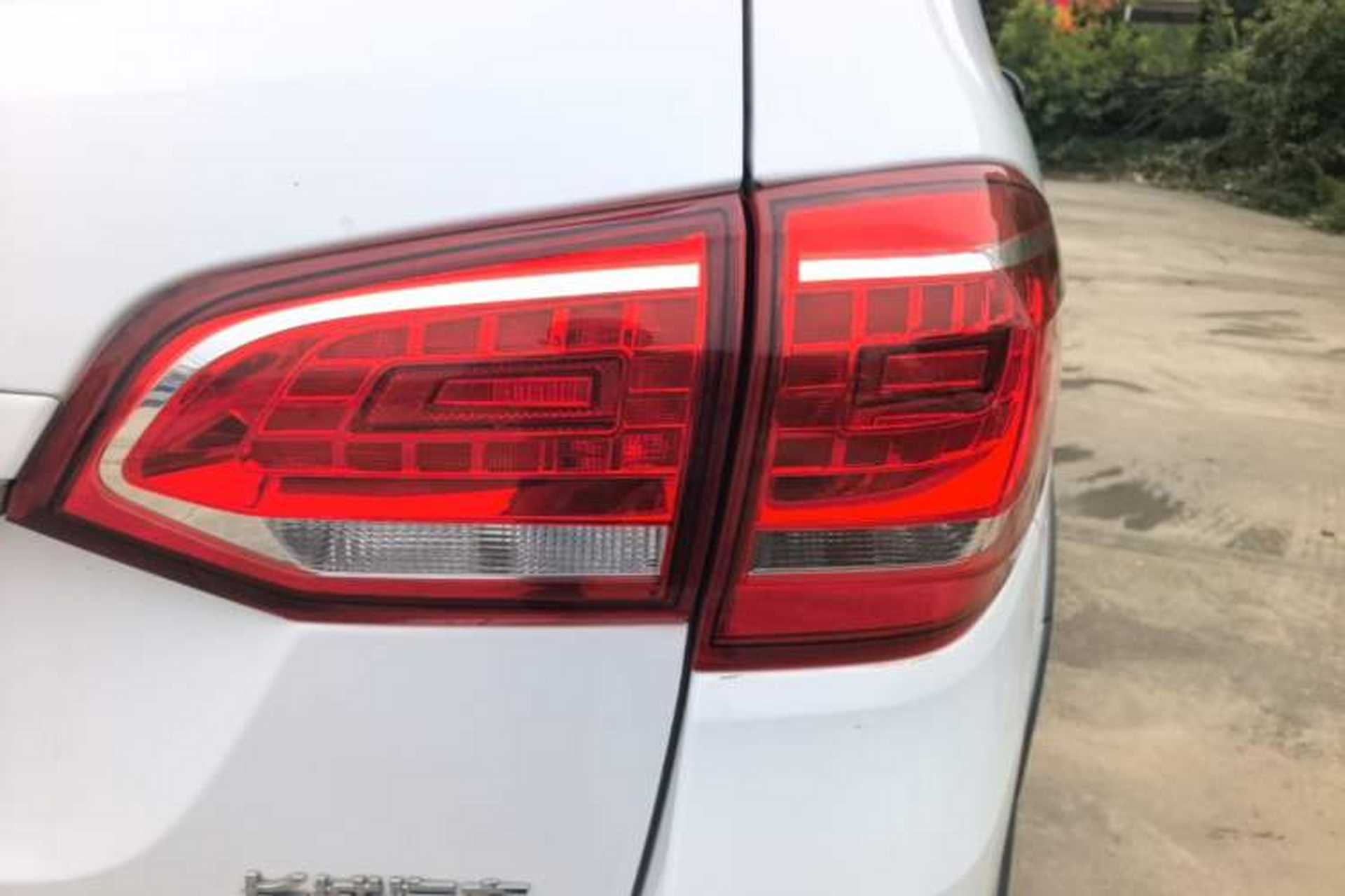 Used Haval H6 2018 Sport Edition 1.5T Automatic Two-Wheel Drive Elite Model China V Standard Right Rear Taillight