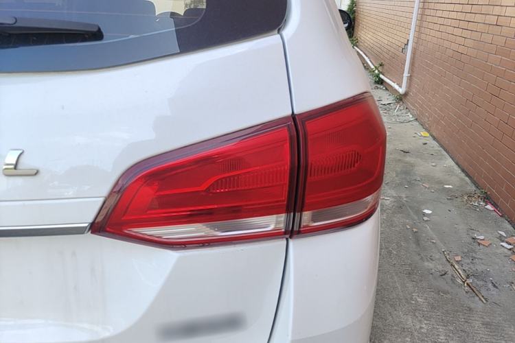Used Haval H6 2018 Sport Edition 1.5T Automatic Two-Wheel Drive Elite Model China V Standard Right Rear Taillight