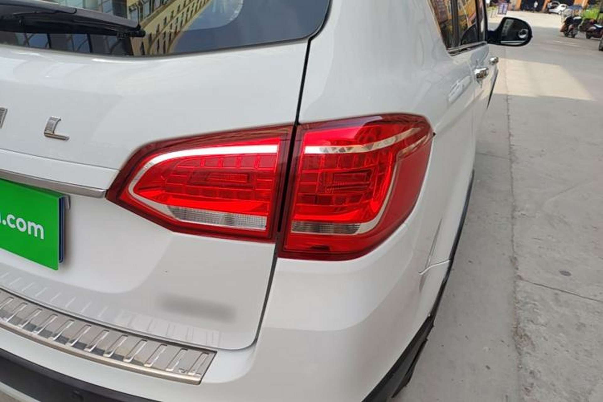 Used Haval H6 2018 Sport Edition 1.5T Manual Two-Wheel Drive Elite Model China V Standard Right Rear Taillight