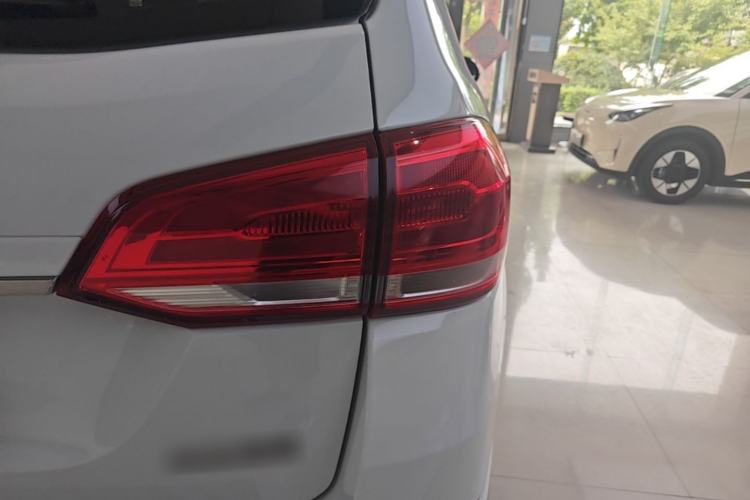 Used Haval H6 2018 Blue Label Sport Edition 1.5T Automatic Two-Wheel Drive Elite Model Right Rear Taillight