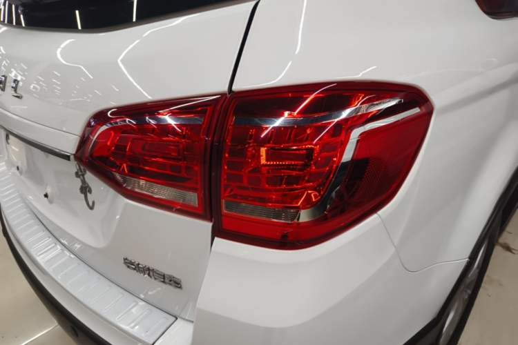 Used Haval H6 2018 Red-Label Sport Edition 1.5T Automatic Two-Wheel Drive Elite Model Right Rear Taillight