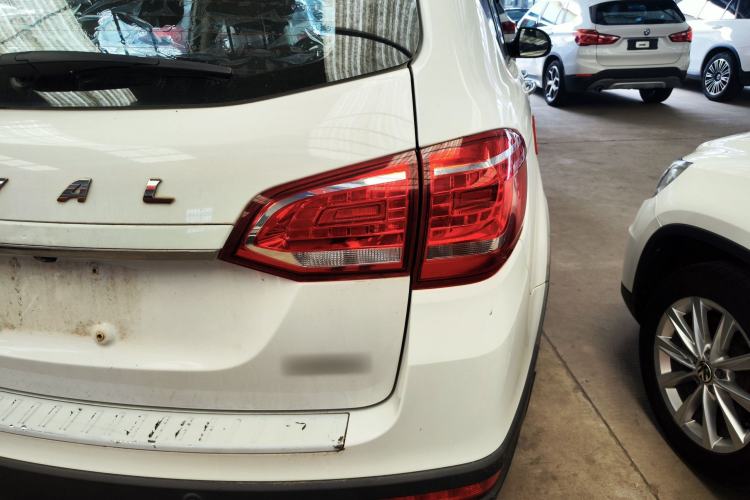 Used Haval H6 2018 Red-Label Sport Edition 1.5T Automatic Two-Wheel Drive Elite Model Right Rear Taillight