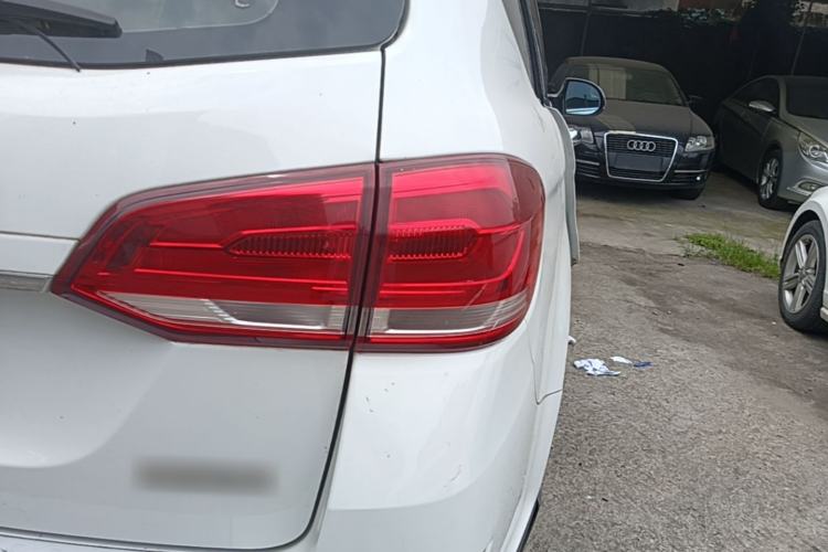 Used Haval H6 2018 Blue Label Sport Edition 1.5T Automatic Two-Wheel Drive Elite Model Right Rear Taillight