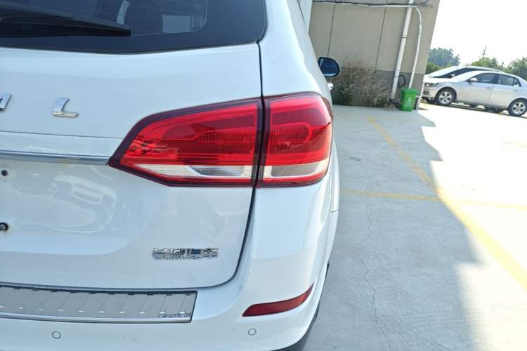 Used Haval H6 2018 Blue Label Sport Edition 1.5T Automatic Two-Wheel Drive Elite Model Right Rear Taillight