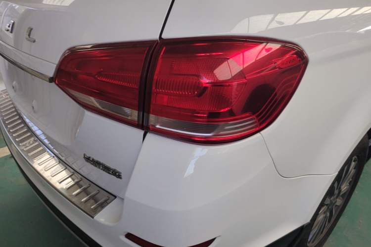 Used Haval H6 2018 Blue Label Sport Edition 1.5T Automatic Two-Wheel Drive Elite Model Right Rear Taillight