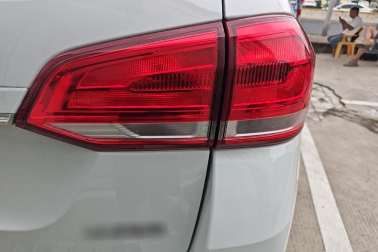 Used Haval H6 2018 Blue Label Sport Edition 1.5T Automatic Two-Wheel Drive Elite Model Right Rear Taillight