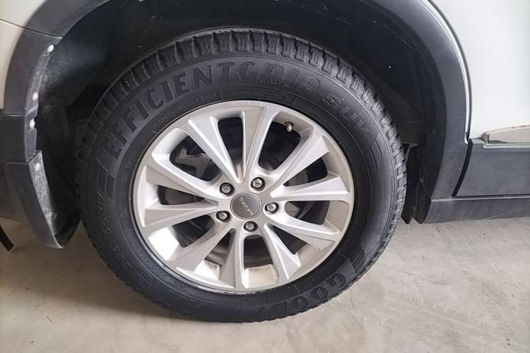 Used Haval H6 2018 Sport Edition 1.5T Manual Two-Wheel Drive Elite Model China V Standard Right Rear Wheel Hub