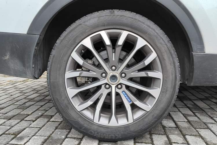 Used Haval H6 2018 Blue-Label 1.5T Automatic Luxury Model Right Rear Wheel Hub