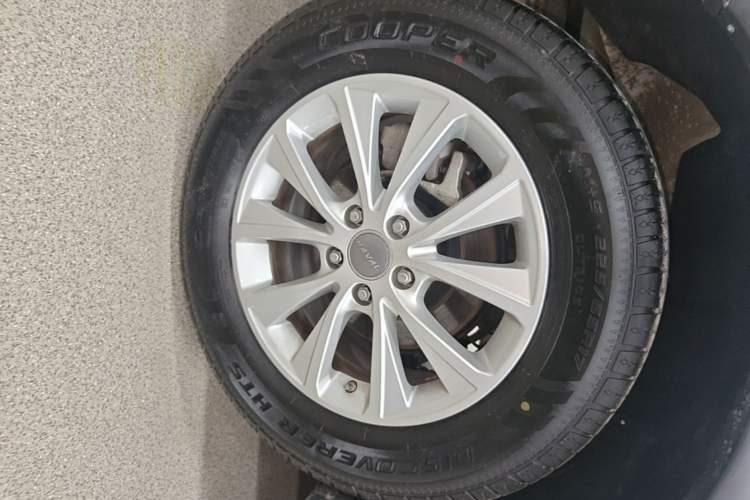 Used Haval H6 2018 Red-Label Sport Version 1.5T Manual Two-Wheel Drive Elite Model Right Rear Wheel Hub