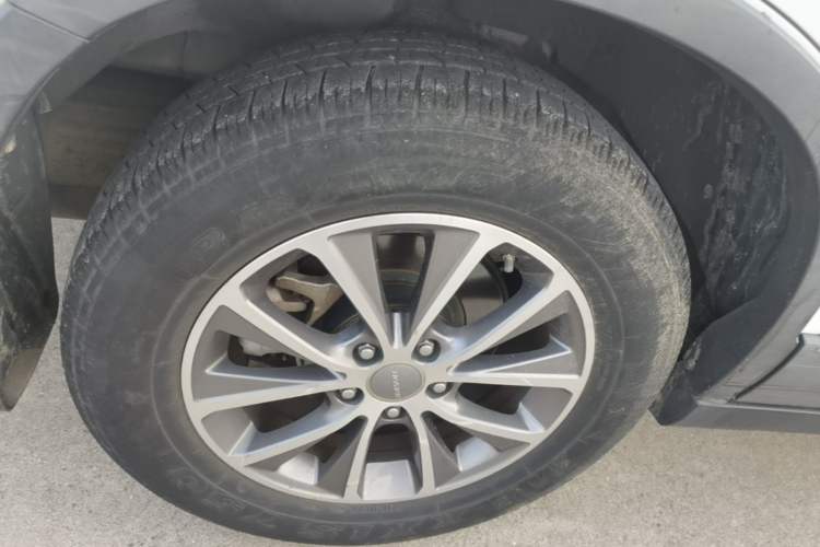 Used Haval H6 2018 Sport Edition 1.5T Automatic Two-Wheel Drive Prestige Model China V Standard Right Rear Wheel Hub